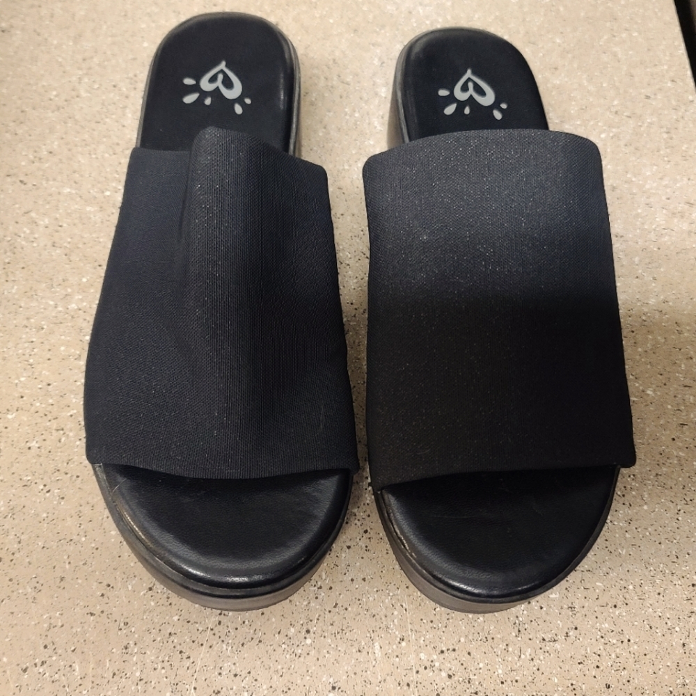 Justice sandals girls or women's